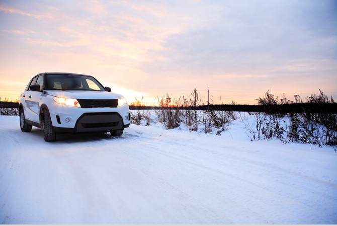 SUV-On-Snowy-Road