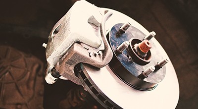 Wagner_TechnicalTipsModule-Thumbnail_400x220_BrakeCaliperCleaning Wagner_TechnicalTipsModule-Thumbnail_400x220_BrakeCaliperCleaning
